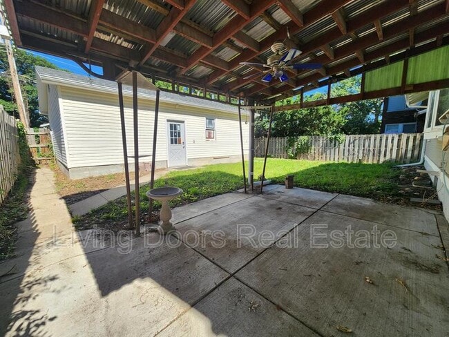 Photo - 1811 S 23rd St