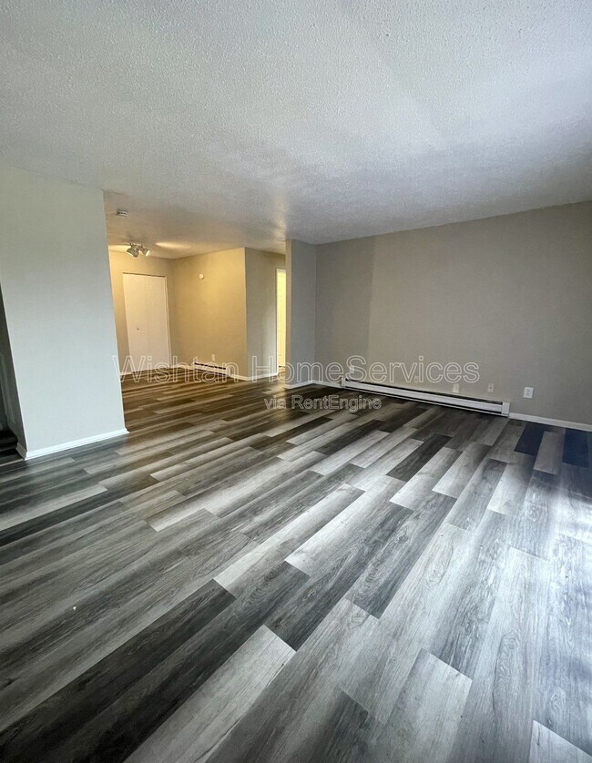 217 Charleston Blvd Unit 4