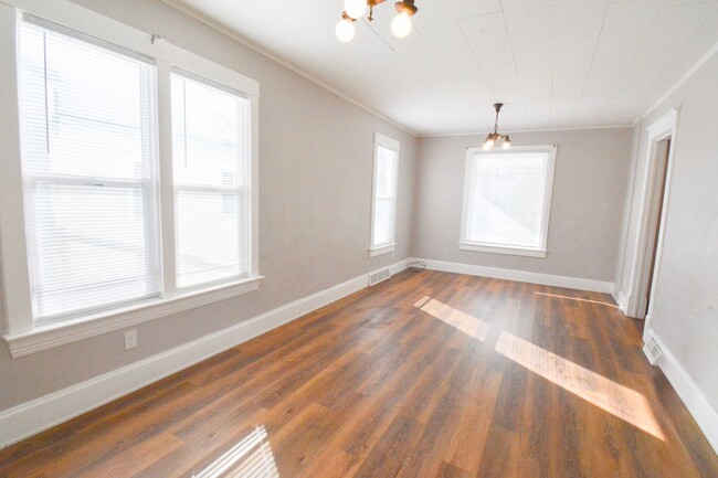 Photo - 4 Bed 1.5 Bath Downtown Gem Available For ... House