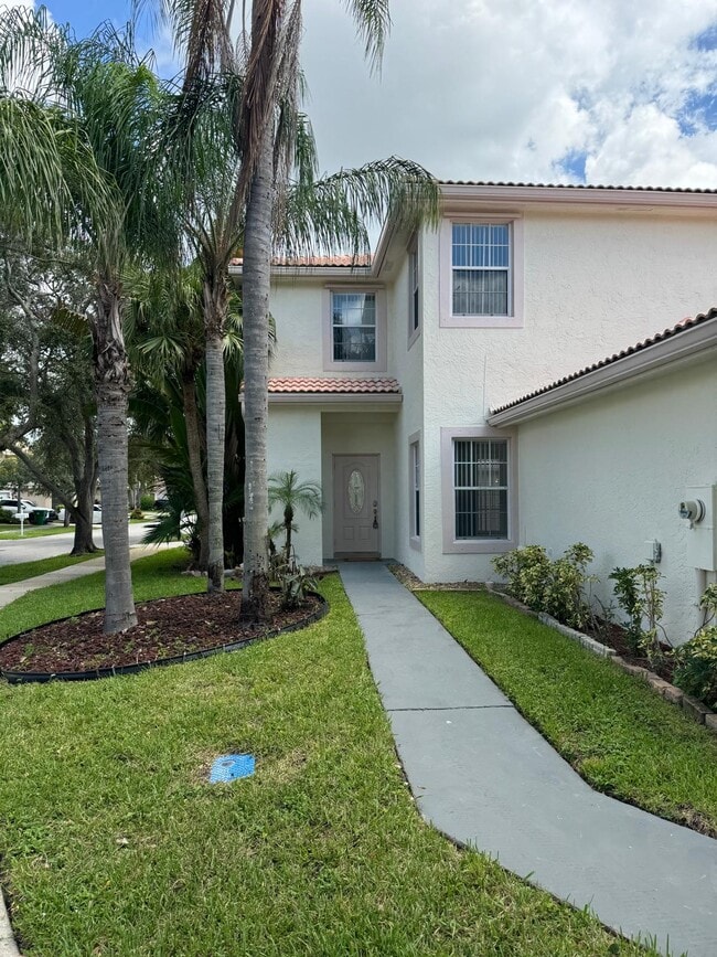 Photo - 18097 SW 30th Ct