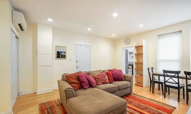 Photo - 1510 Q St NW Unit 1
