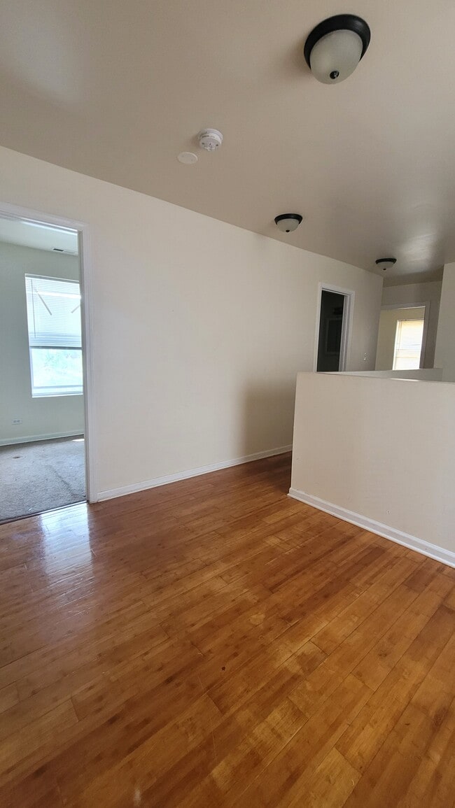 Photo - 6669 S Michigan Ave Unit 3