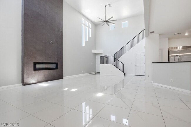 Photo - 7285 Winding Creek Dr