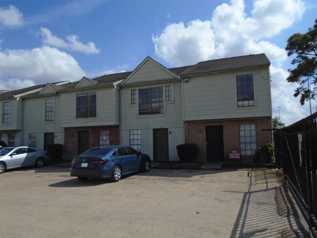 Photo - 12651 Windsor Village Dr