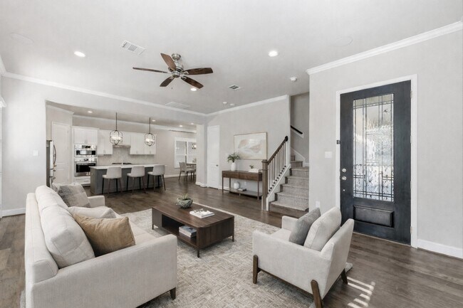 Photo - 2607 Nicholson St