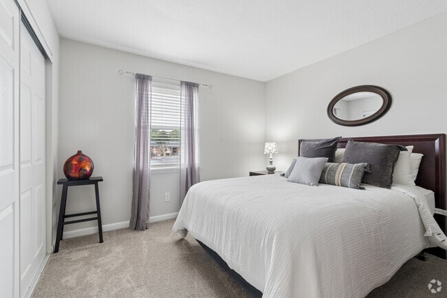 2BR,2.5BA - 918SF - Secondary Bedroom