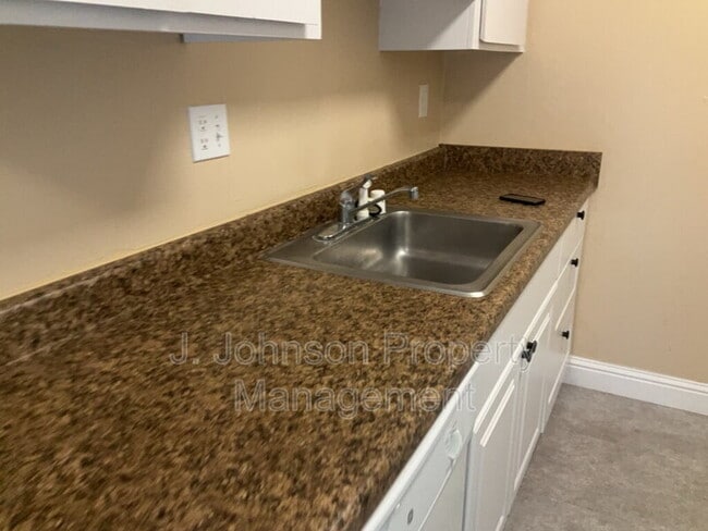 Photo - 136 Blue Ridge Dr Unit D