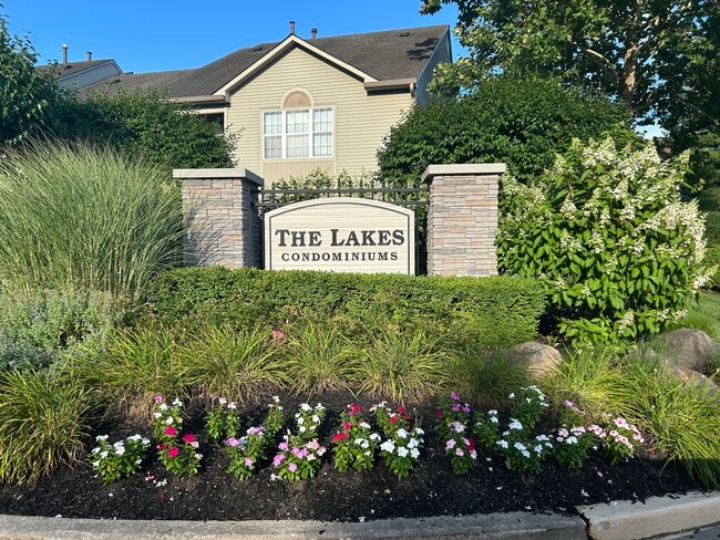 Photo - 3201A Ramsbury Ct Condo Unit 3201 A  Ramsbury Court