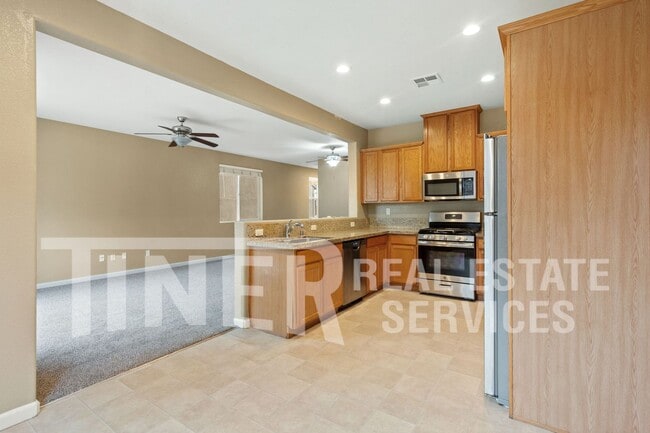 Photo - 2345 Coffeeberry Rd