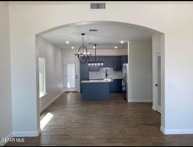 Photo - 453 Sun Temple Rd