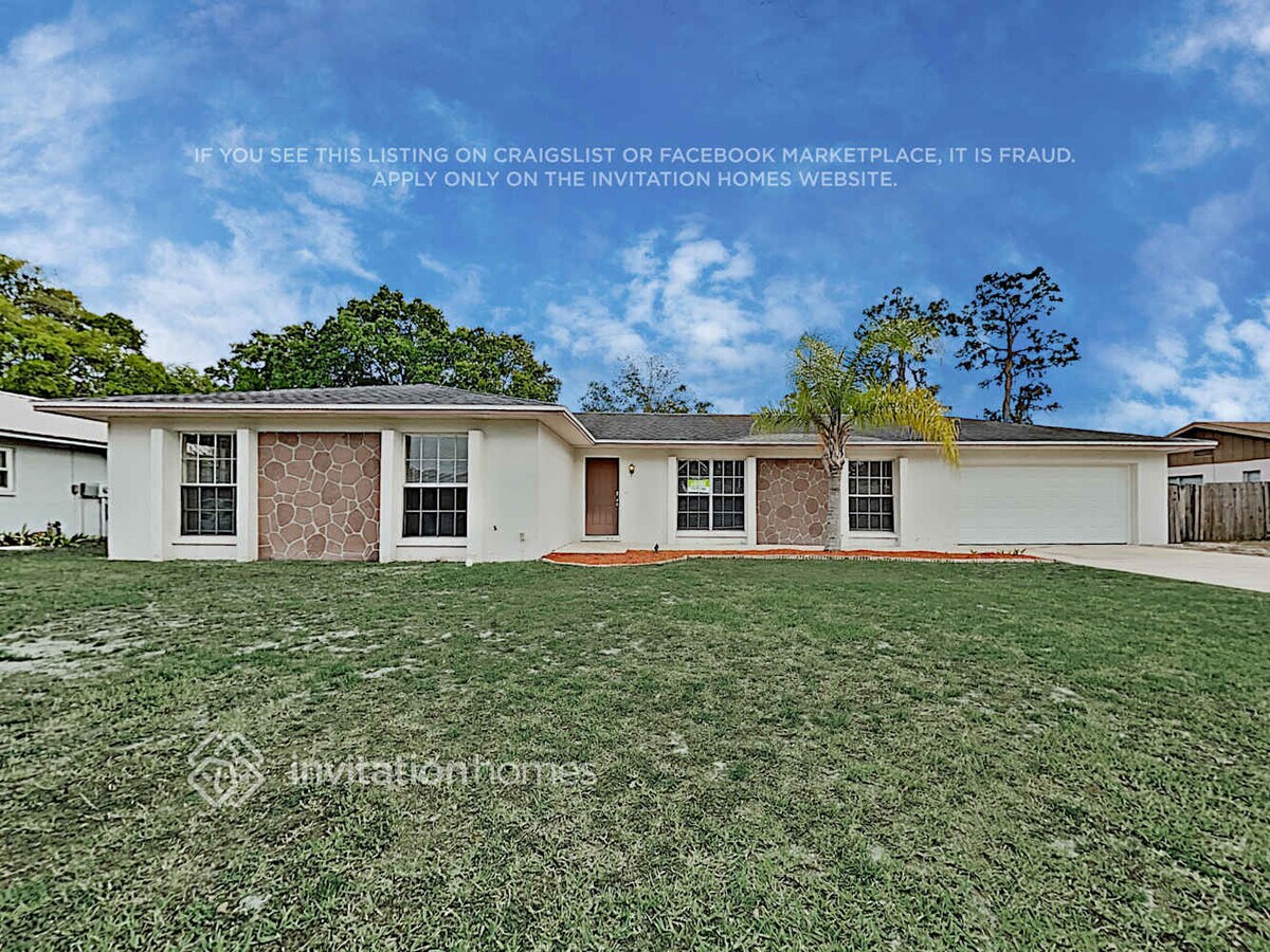 Photo - 203 Donatello Dr House