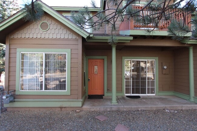 Building Photo - 3250 S Litzler Dr
