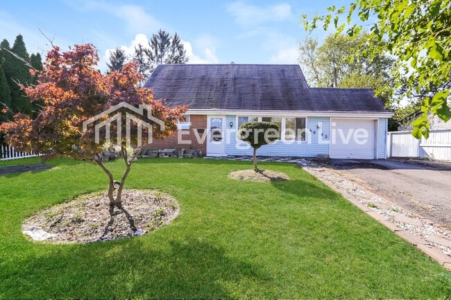 Photo - 4663 E Livingston Ave