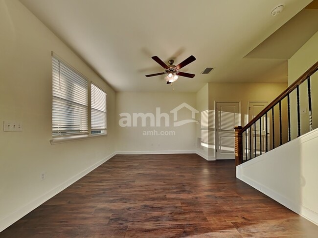 Photo - 921 Tan Tara Trl