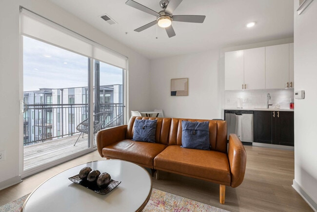 Photo - 633 E Main St Unidad ID1031629P