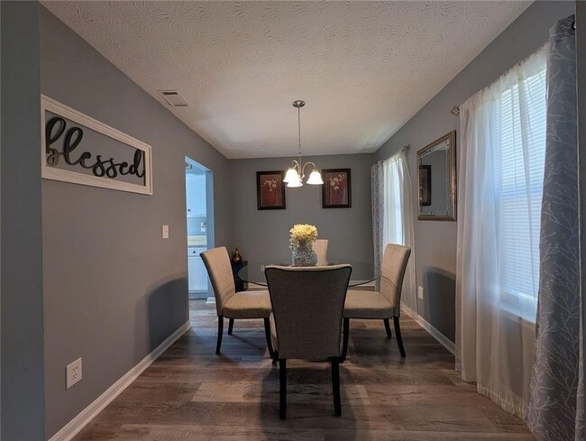 Photo - 2470 Corner Shoals Dr