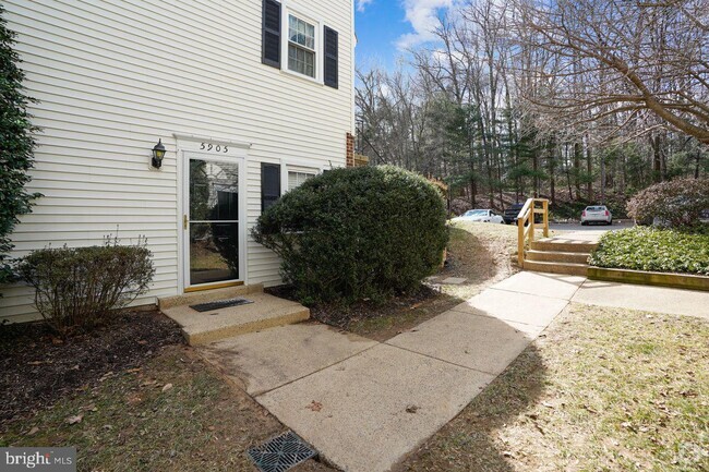 Building Photo - 5905 First Landing Way Rental