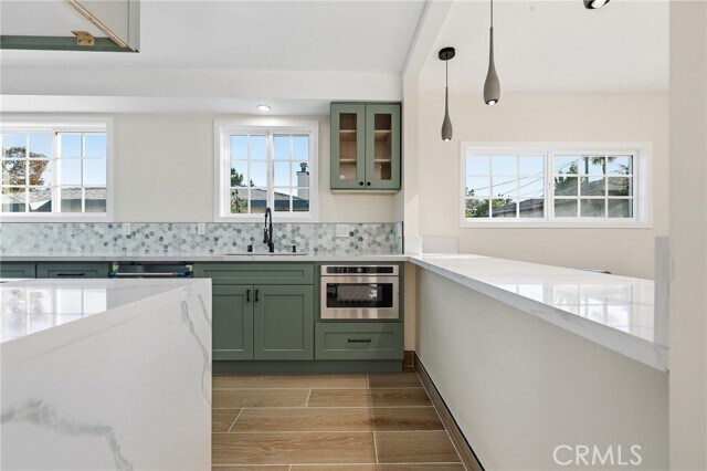 Photo - 9233 Swinton Ave