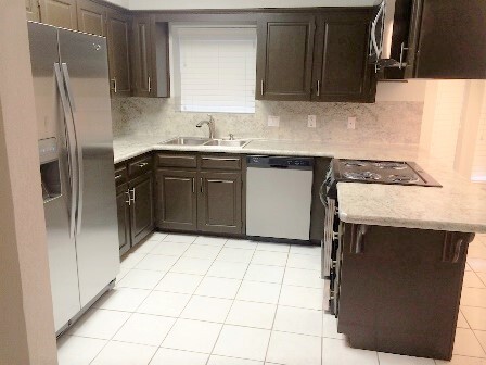 Photo - 113 E Blancas Dr