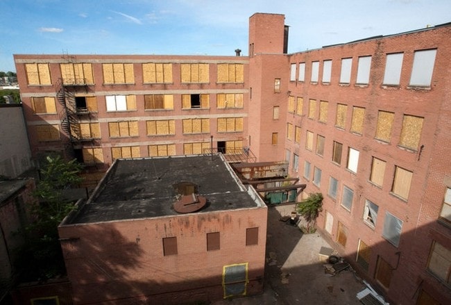 Primary Photo - Baker Lofts