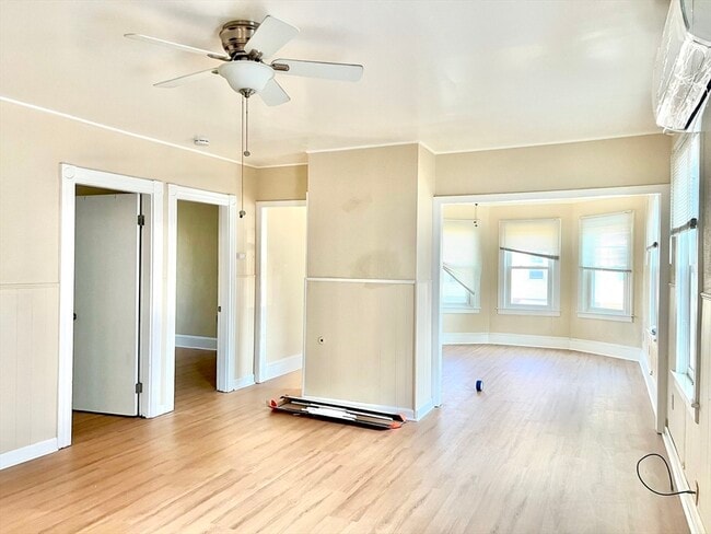 Photo - 155 Whitman St Unidad 2