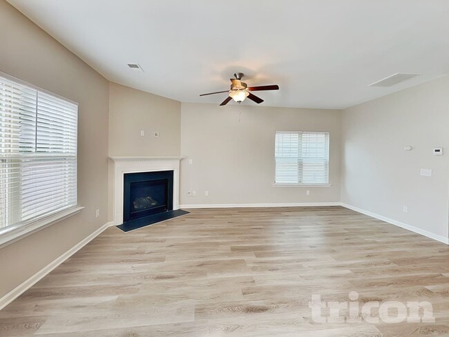 Photo - 152 Brewers Oak Ln