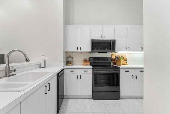 Photo - 12842 Meadowbend Dr