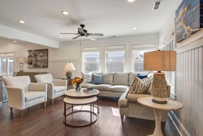 Photo - 416 Carolina Blvd