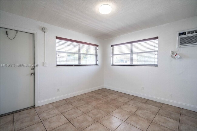 Photo - 715 NE 6th St Unit 12