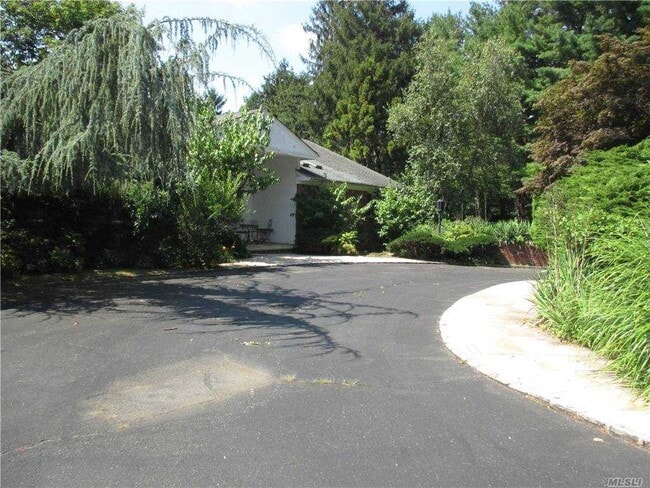 Photo - 5 Kenneth Ct