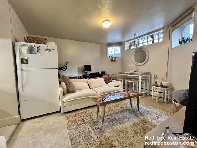 Photo - 50 Parkman St