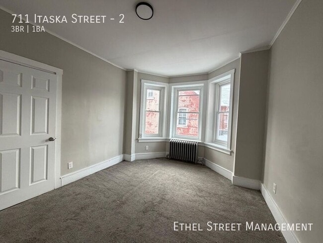 Photo - 711 Itaska St Unit 2