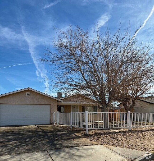 Building Photo - Newly Remodeled Single Family Home for Rent