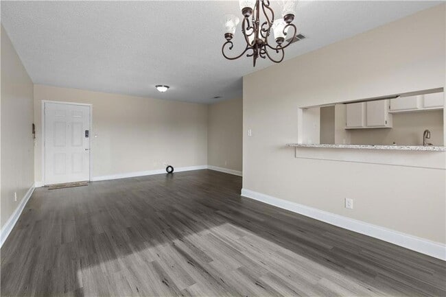 Photo - 4800 Pontchartrain Dr Unit 13