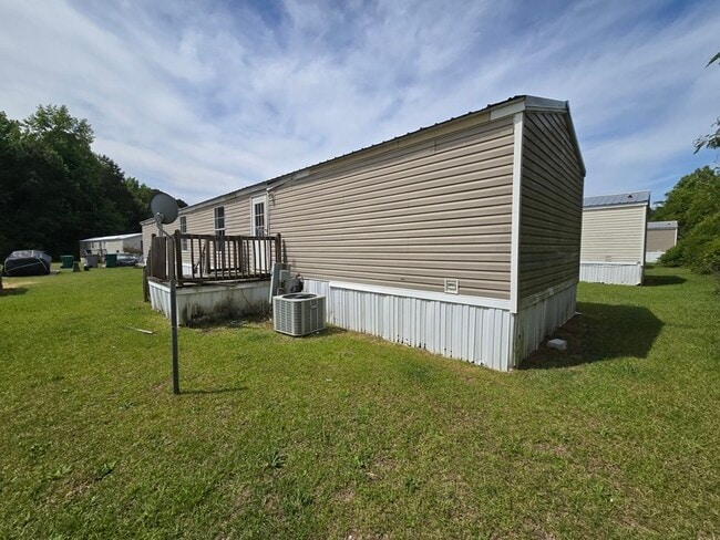2416 Cattail Cir