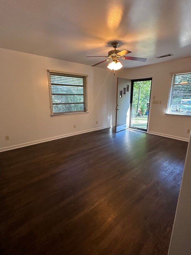 Photo - Cherokee Hills Unit 10 Cherokee