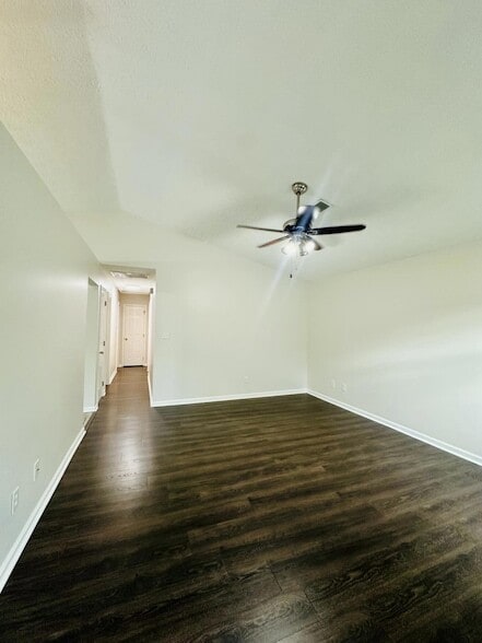 Photo - 2064 Coriander Ln