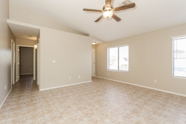 Photo - 306 N Wildrose