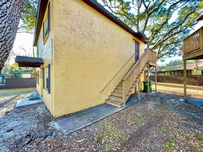 Photo - 3826 Lakeshore Dr Unit B