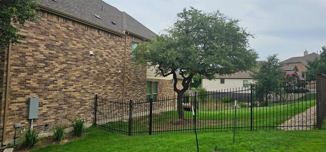 Photo - 5321 Texas Bluebell Dr