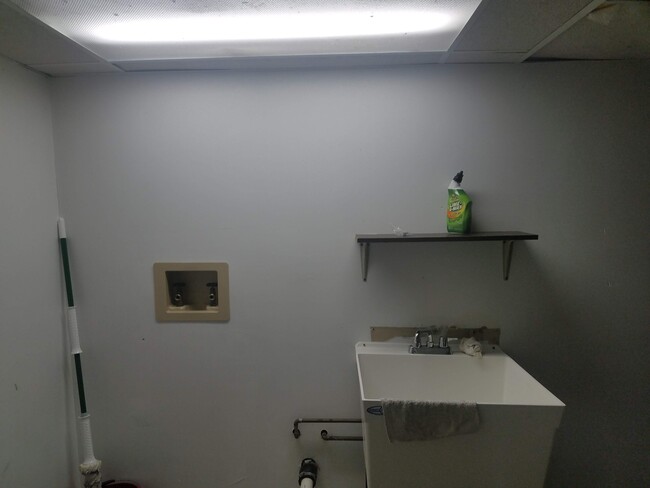 Photo - 2737 Overdale Dr