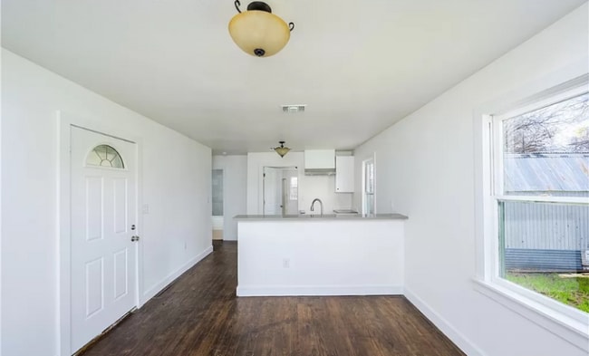 Photo - 414 Orange Ave