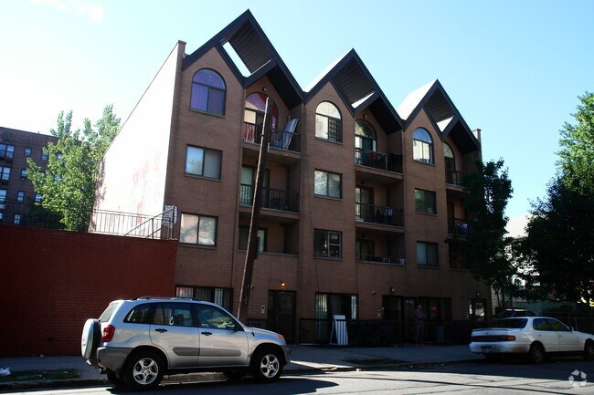 Photo - 86-26 Broadway