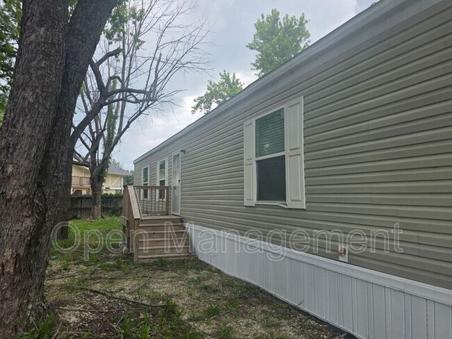 Building Photo - 7534 US-60