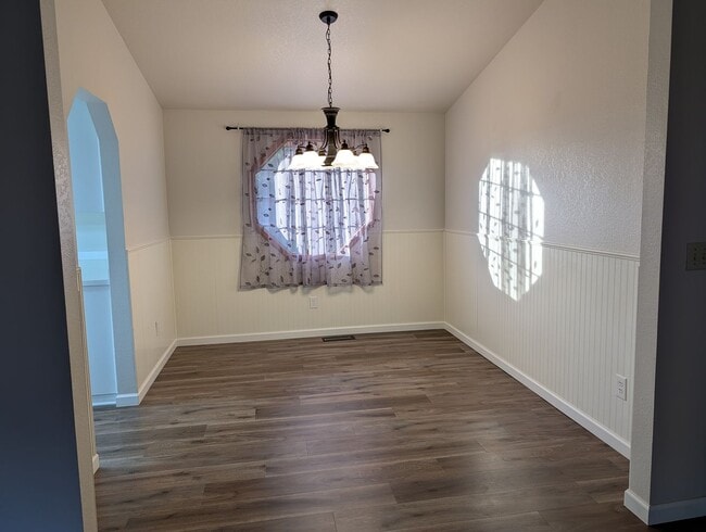 Photo - 4004 Moody Pl