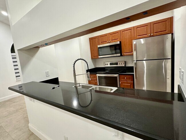 Photo - 10521 SW 158th Ct Unidad 208