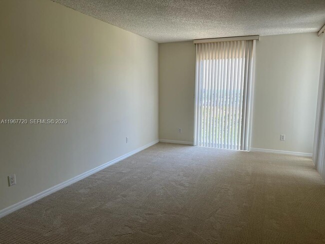 Photo - 21055 Yacht Club Dr Unit 1009