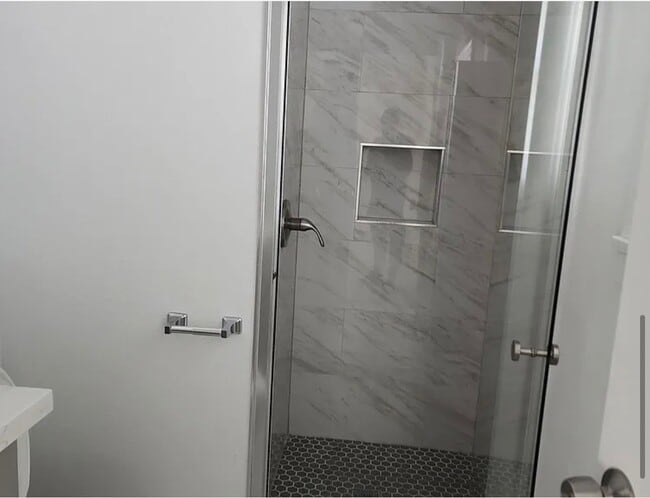 Photo - 119 S Westmoreland Ave Unit 119