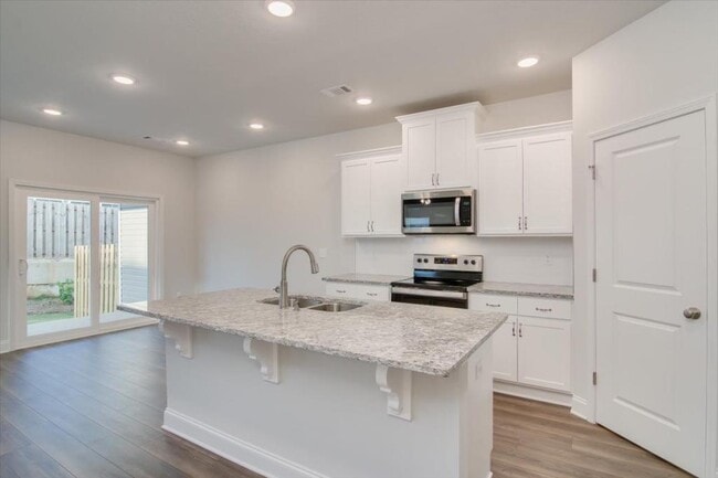 Photo - 1201 Vail Dr