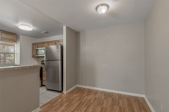 Photo - 2404 Sycamore Ave Unit C4